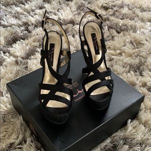 Nina Pallie Black Platform Sandals Size 8 1/2